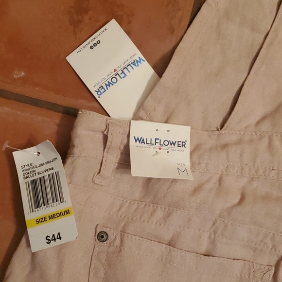 NWT Wallflower overalls sz M - Picture 6 of 8